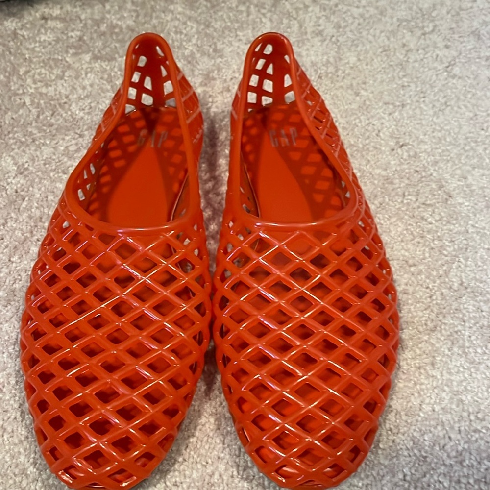 The gap red jelly flats size 8